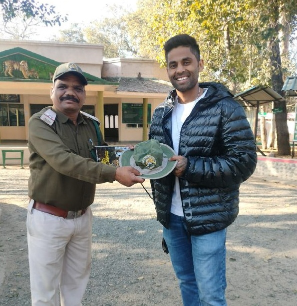 Explosive batsman Surya Kumar Yadav reached Pench Tiger Reserve to see the tiger.